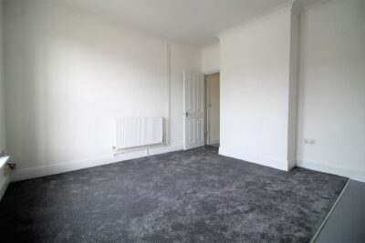 flat for rent francis avenue