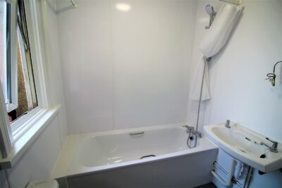 flat for rent francis avenue