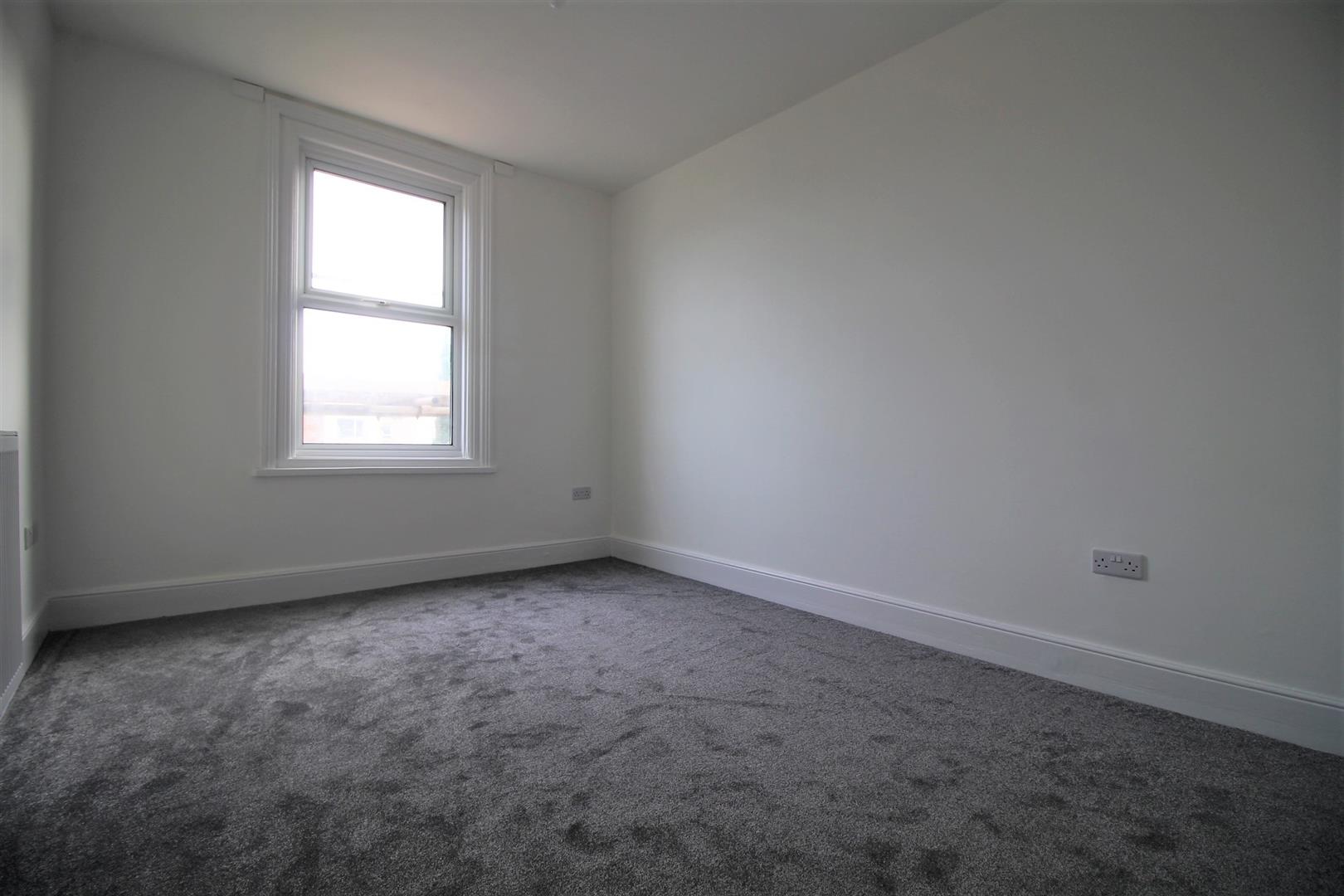 flat for rent francis avenue