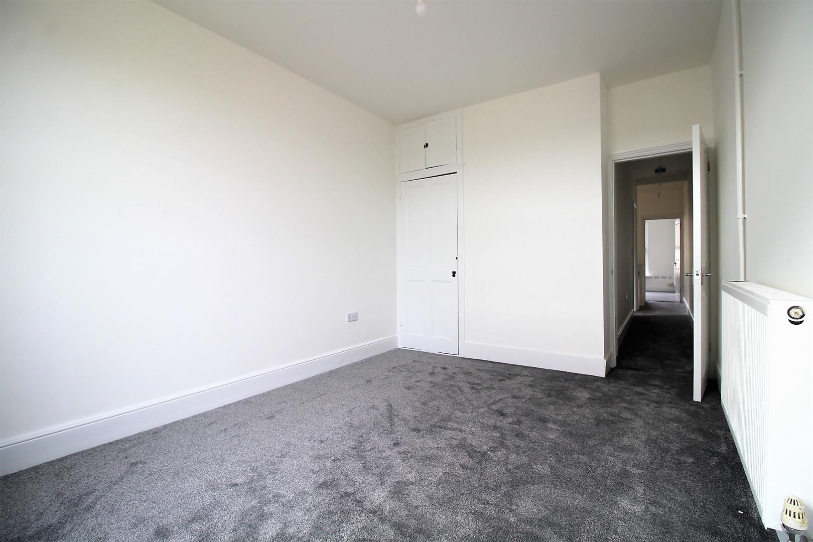 flat for rent francis avenue