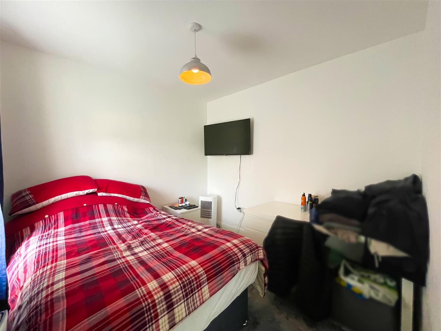 house - terraced for sale park street