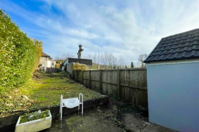 house - terraced for sale park street