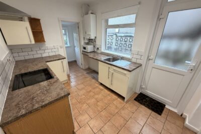 house - terraced for rent wingfield street