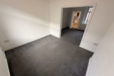 house - terraced for rent wingfield street