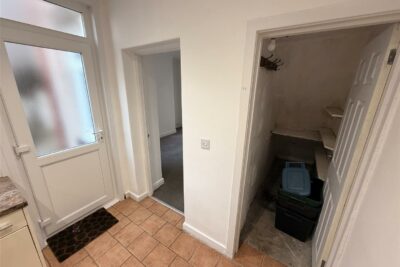 house - terraced for rent wingfield street