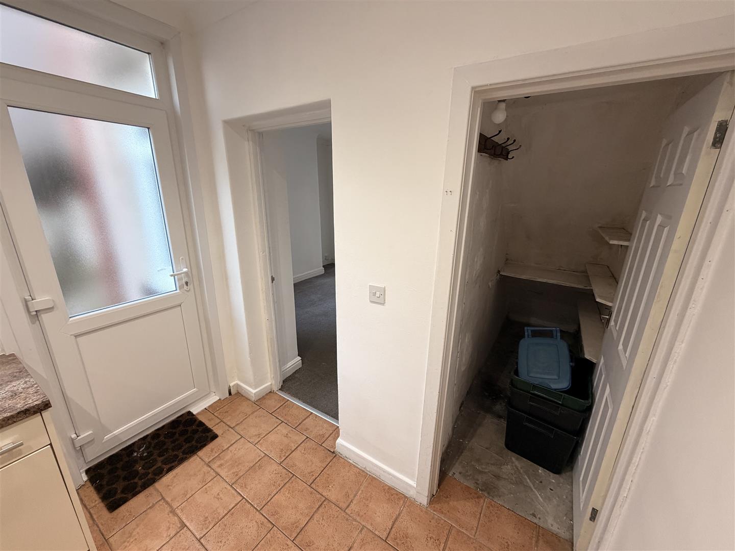 house - terraced for rent wingfield street