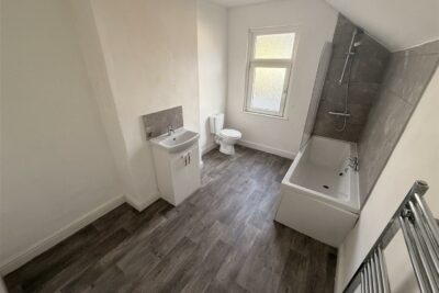 house - terraced for rent wingfield street