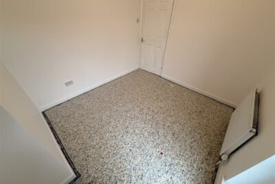 house for rent commercial street