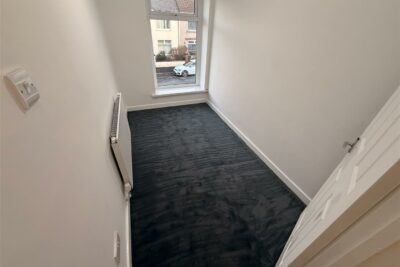 house for rent commercial street