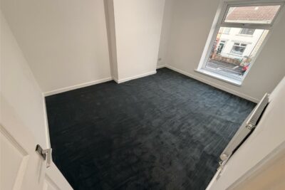 house for rent commercial street