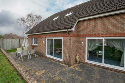 room for rent 12 maple wood