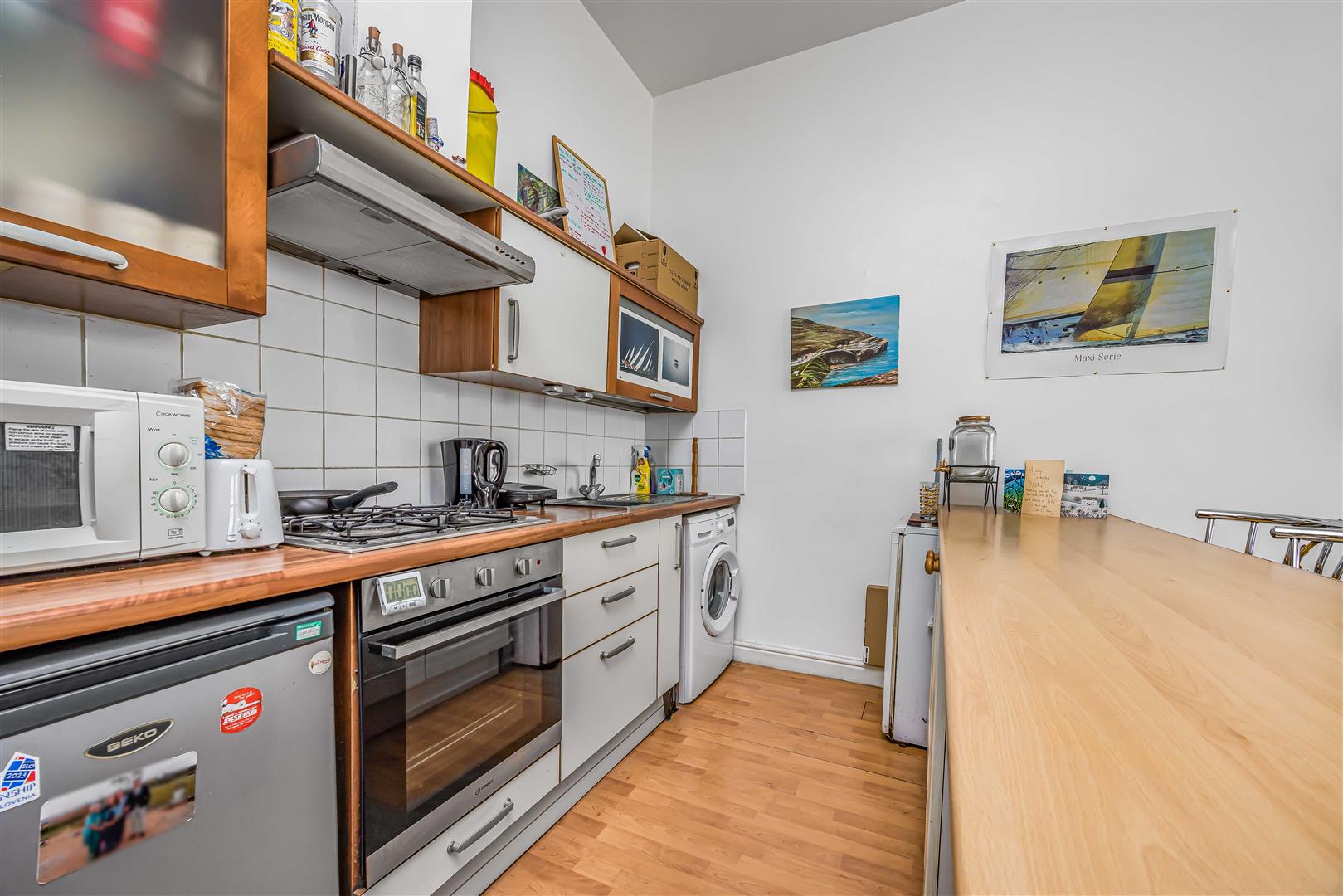 flat for sale victoria road north