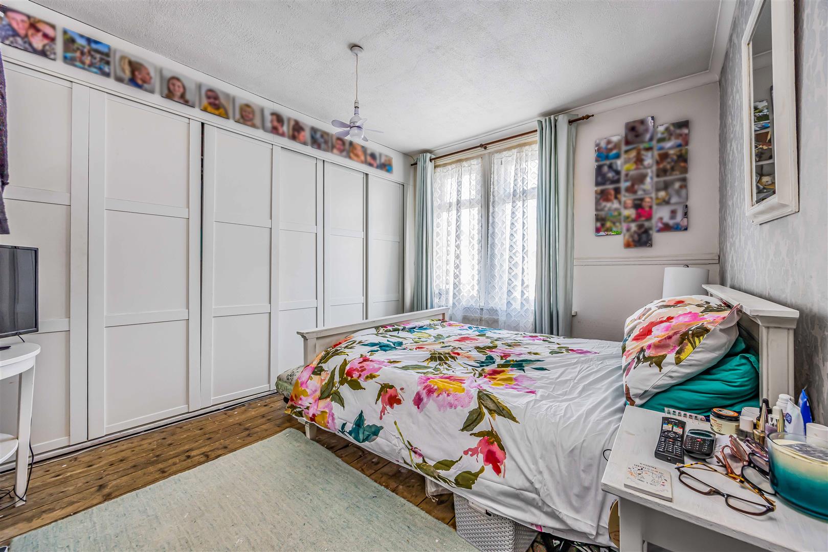 house for sale gladys avenue