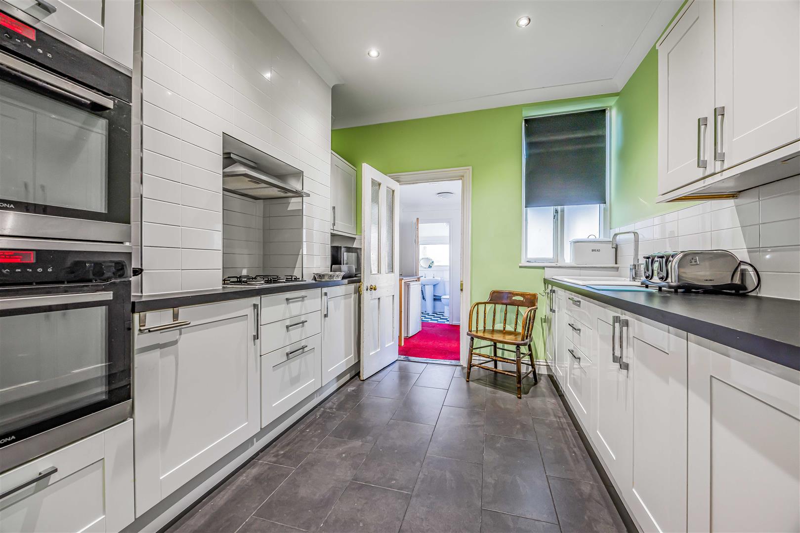 house for sale gladys avenue