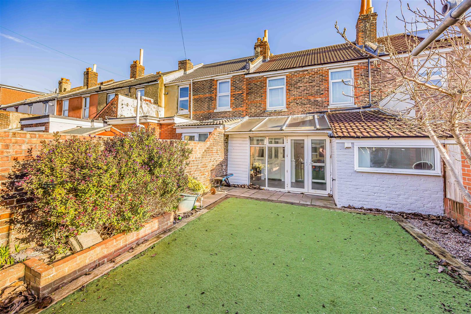 house for sale gladys avenue