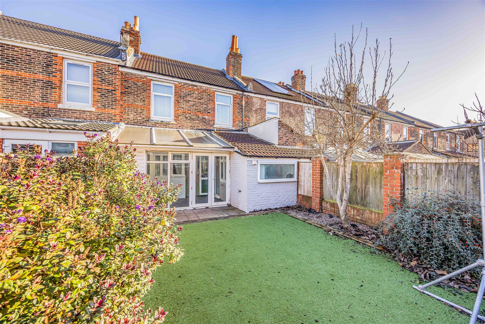 house for sale gladys avenue