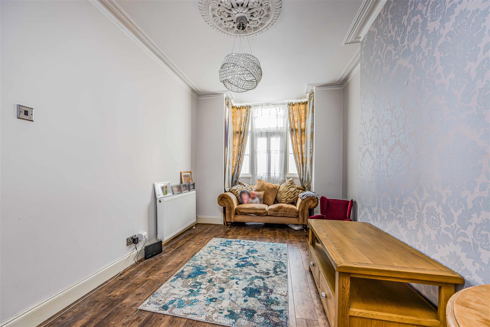 house for sale gladys avenue