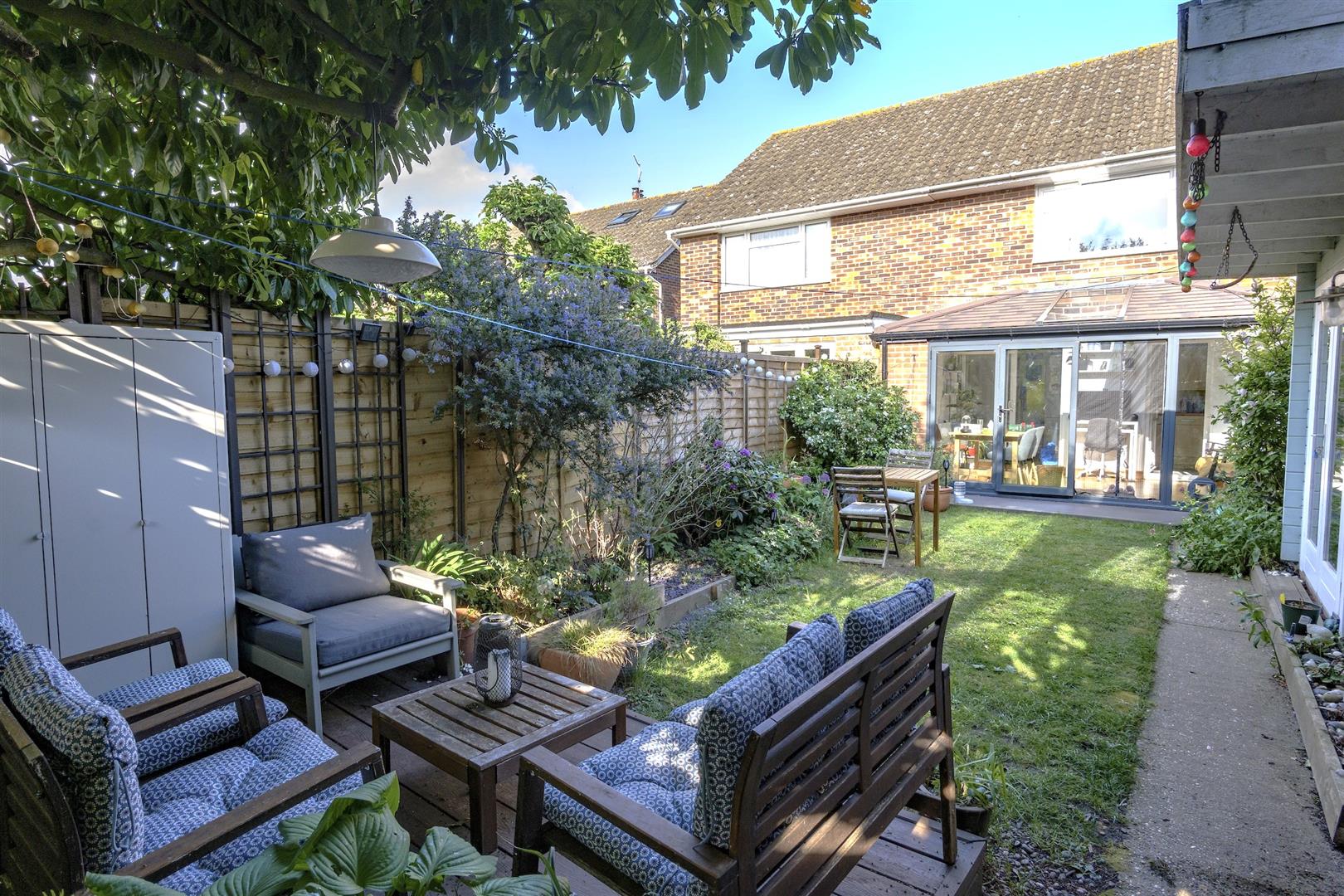 house - semi-detached for sale overton road