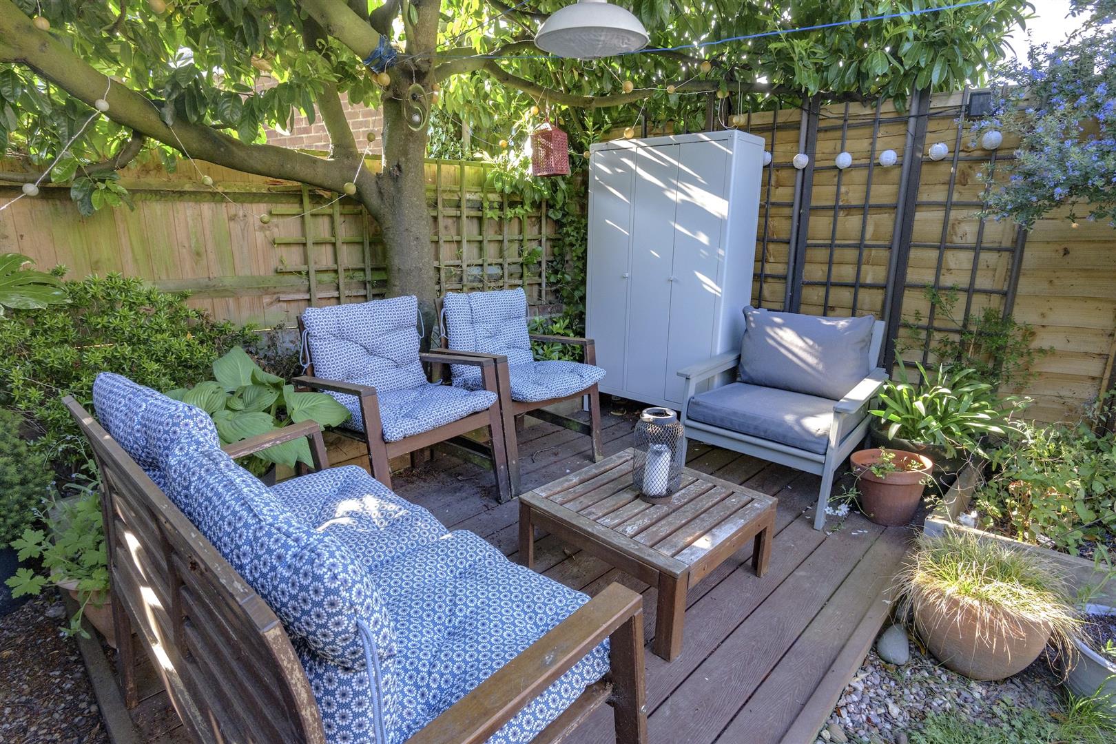 house - semi-detached for sale overton road