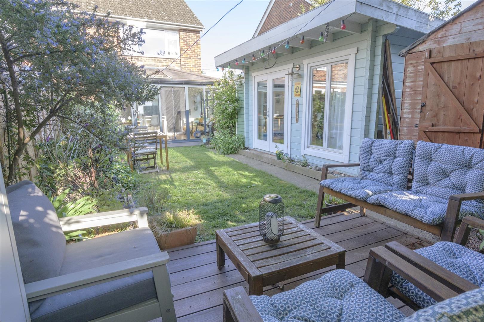 house - semi-detached for sale overton road