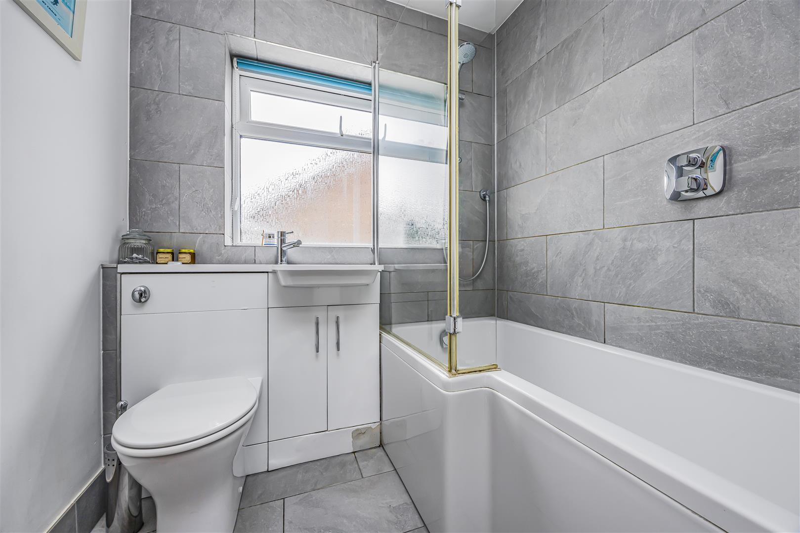 house - semi-detached for sale overton road