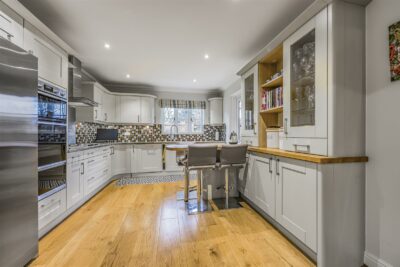 house - semi-detached for sale clarendon close