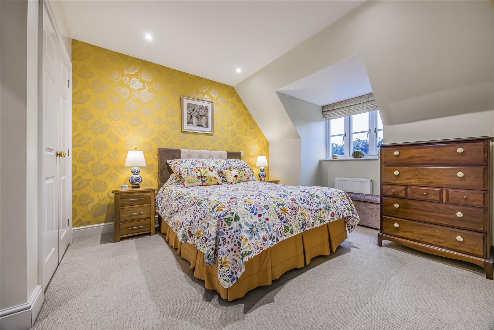 house - semi-detached for sale clarendon close