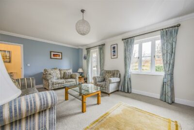 house - semi-detached for sale clarendon close