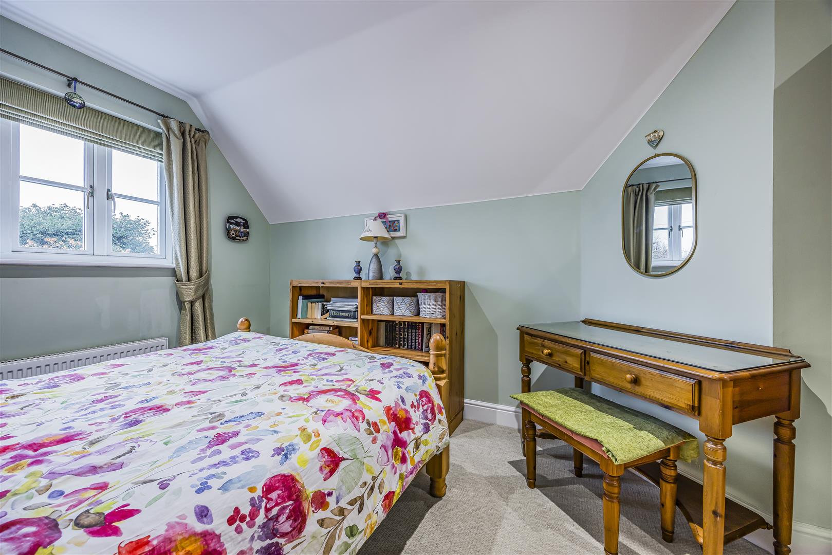 house - semi-detached for sale clarendon close