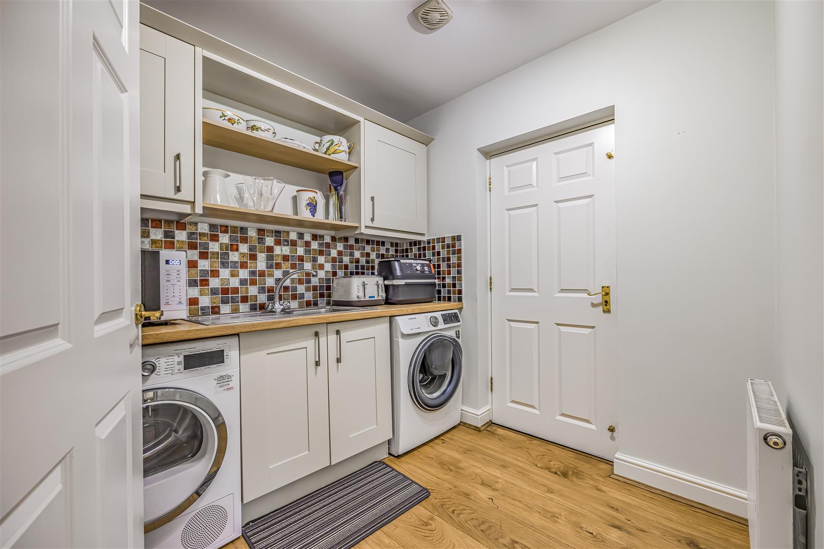 house - semi-detached for sale clarendon close