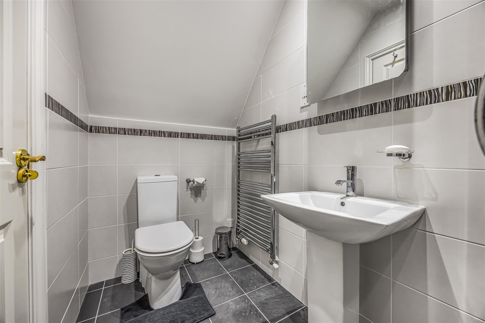 house - semi-detached for sale clarendon close