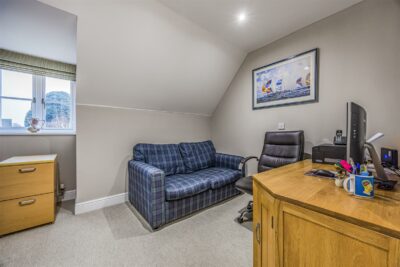 house - semi-detached for sale clarendon close