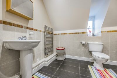 house - semi-detached for sale clarendon close
