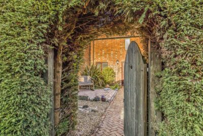 barn conversion for sale marsh lane