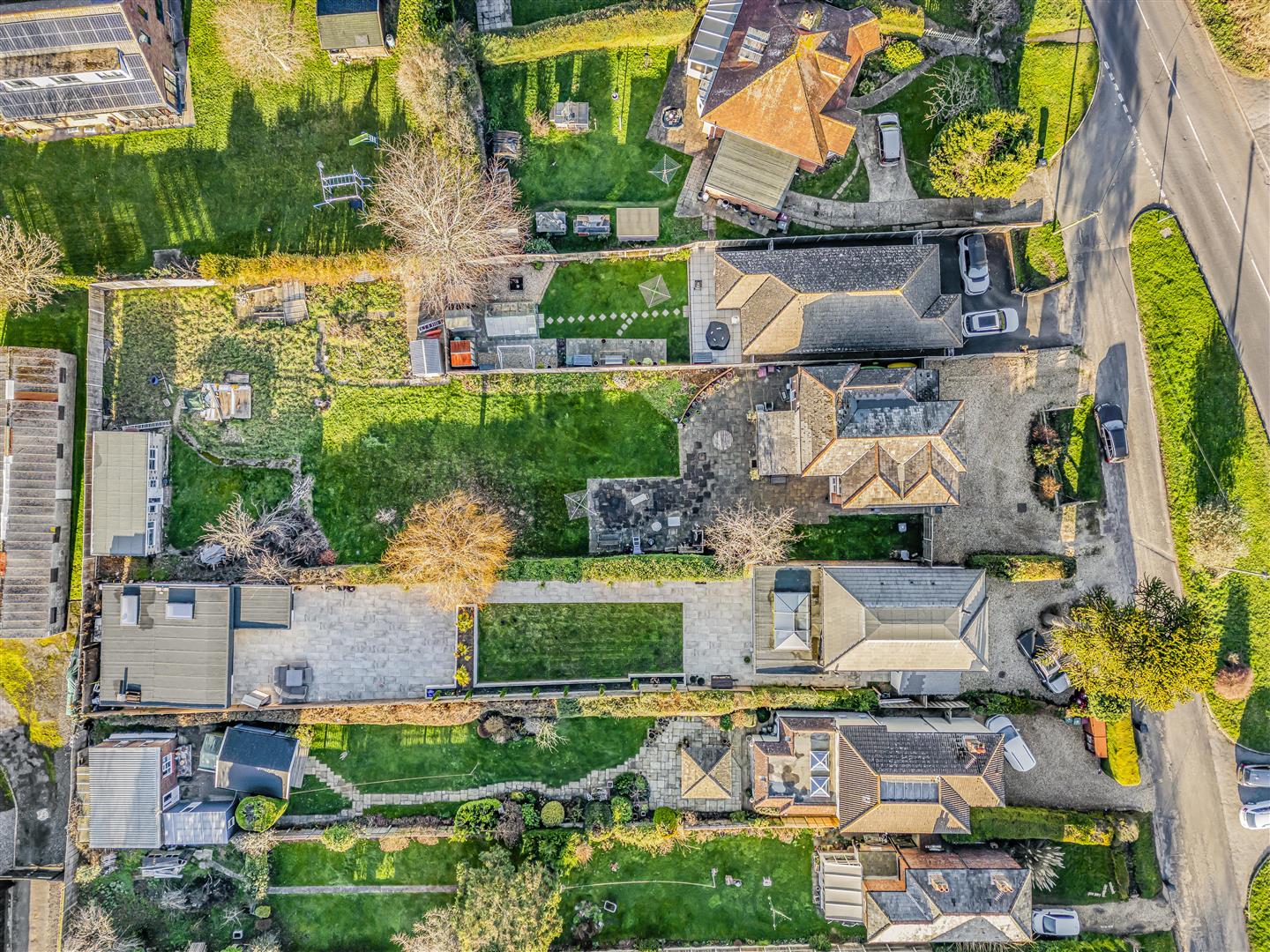 house - detached for sale south lane