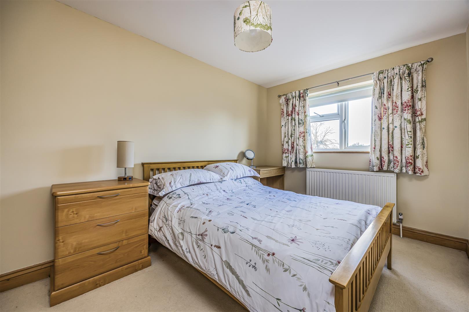 house - detached for sale south lane