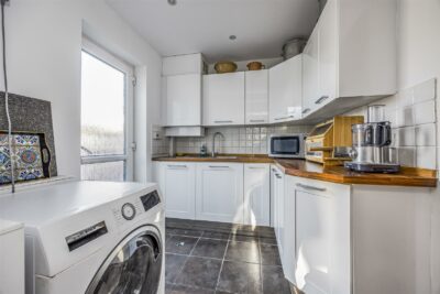 house - detached for sale south lane