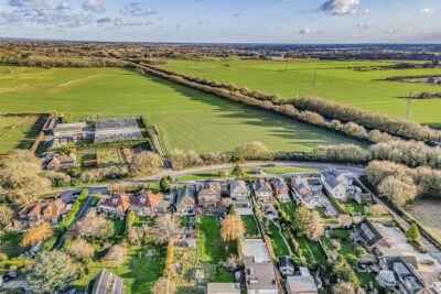 house - detached for sale south lane