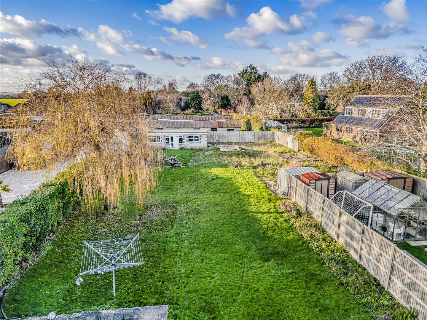 house - detached for sale south lane