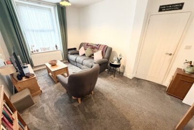 house - terraced for rent tynybedw street