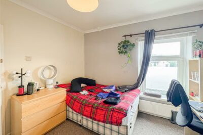 room for rent queen street