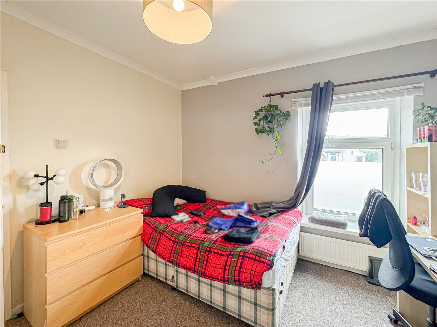 room for rent queen street