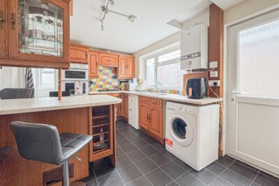 room for rent queen street