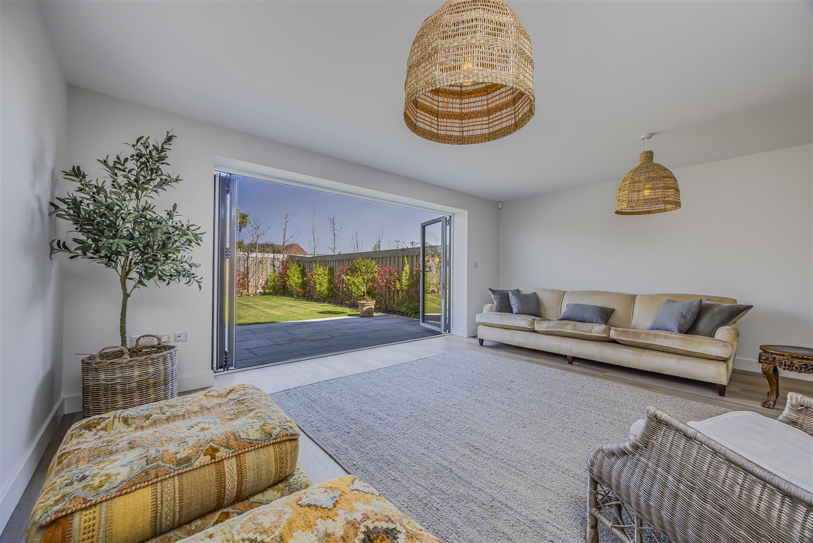 house - detached for sale east bracklesham drive