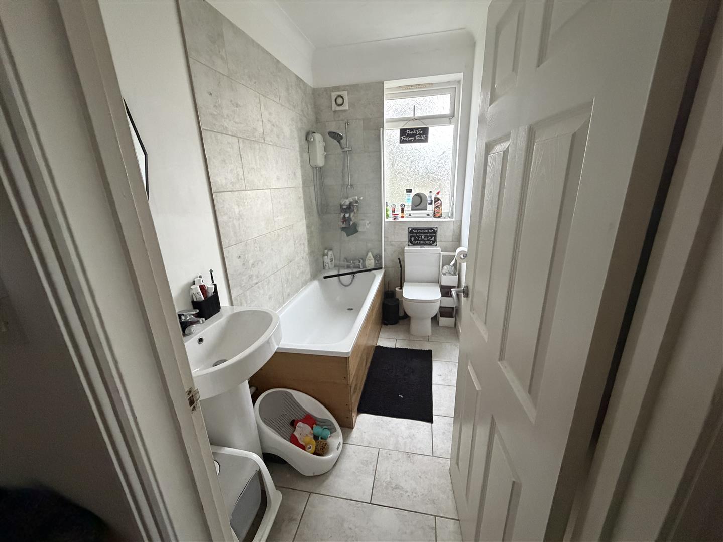 barn conversion for rent winsor close