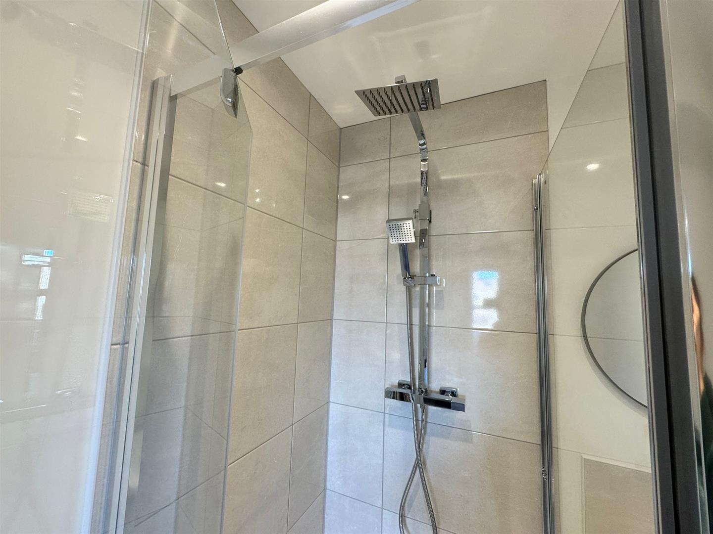 room for rent oriel road