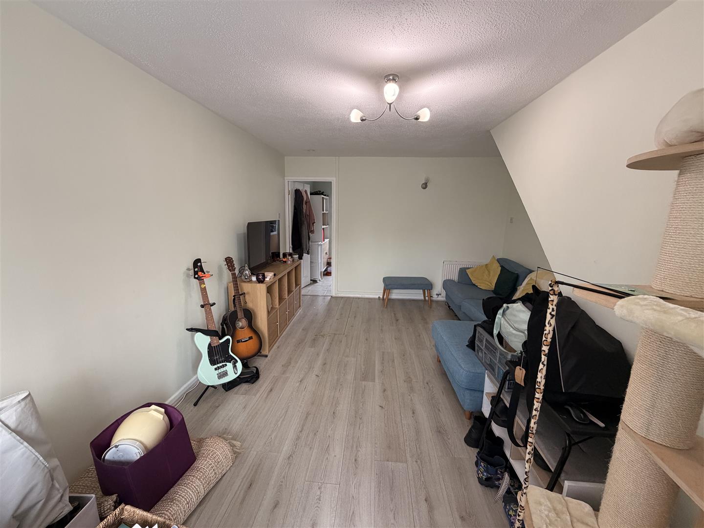 house - semi-detached for rent pen y cae