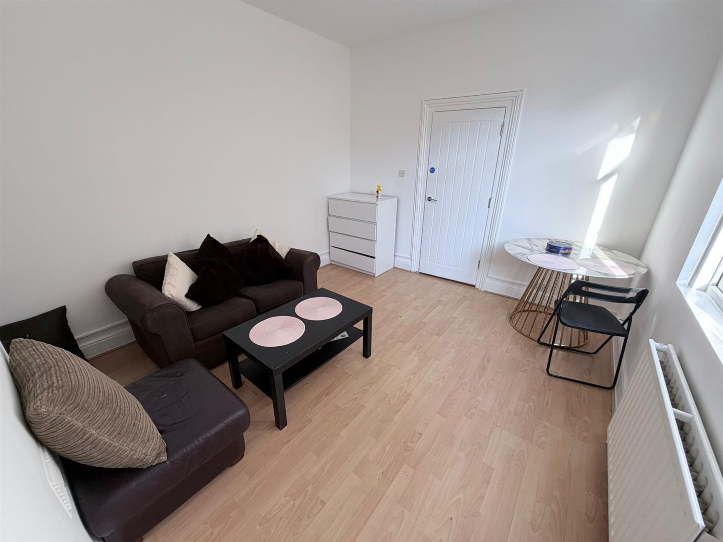 house - terraced for rent 32, playfair road