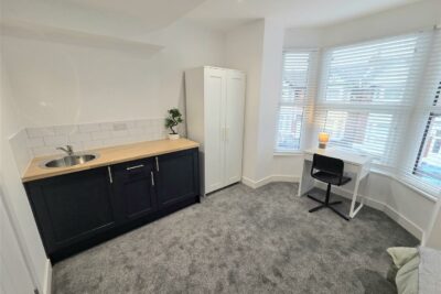 house for rent oriel road