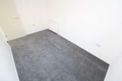 house - terraced for rent oxford street